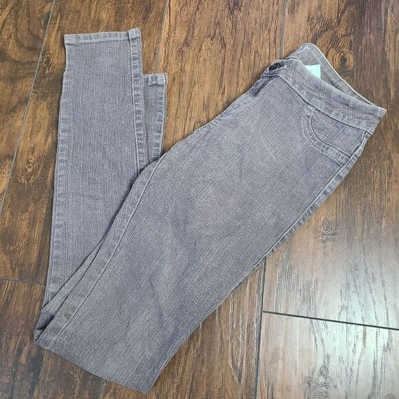 RVT Grey Jeans - Picture 7 of 7